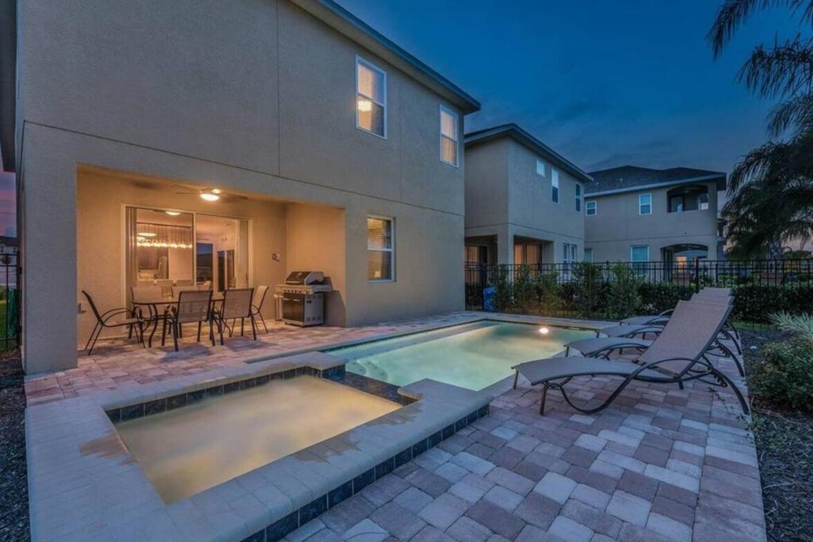 Gorgeous Home W Game Room Heated Pool Spa オーランド エクステリア 写真
