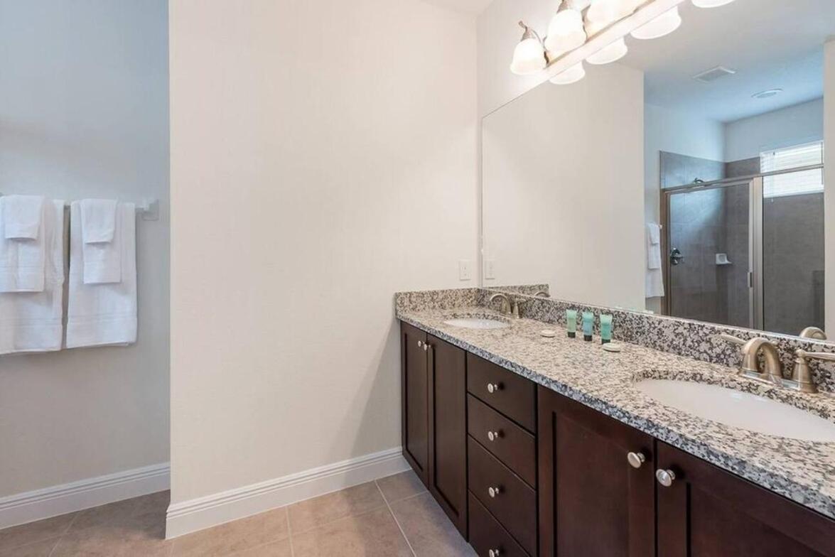 Gorgeous Home W Game Room Heated Pool Spa オーランド エクステリア 写真